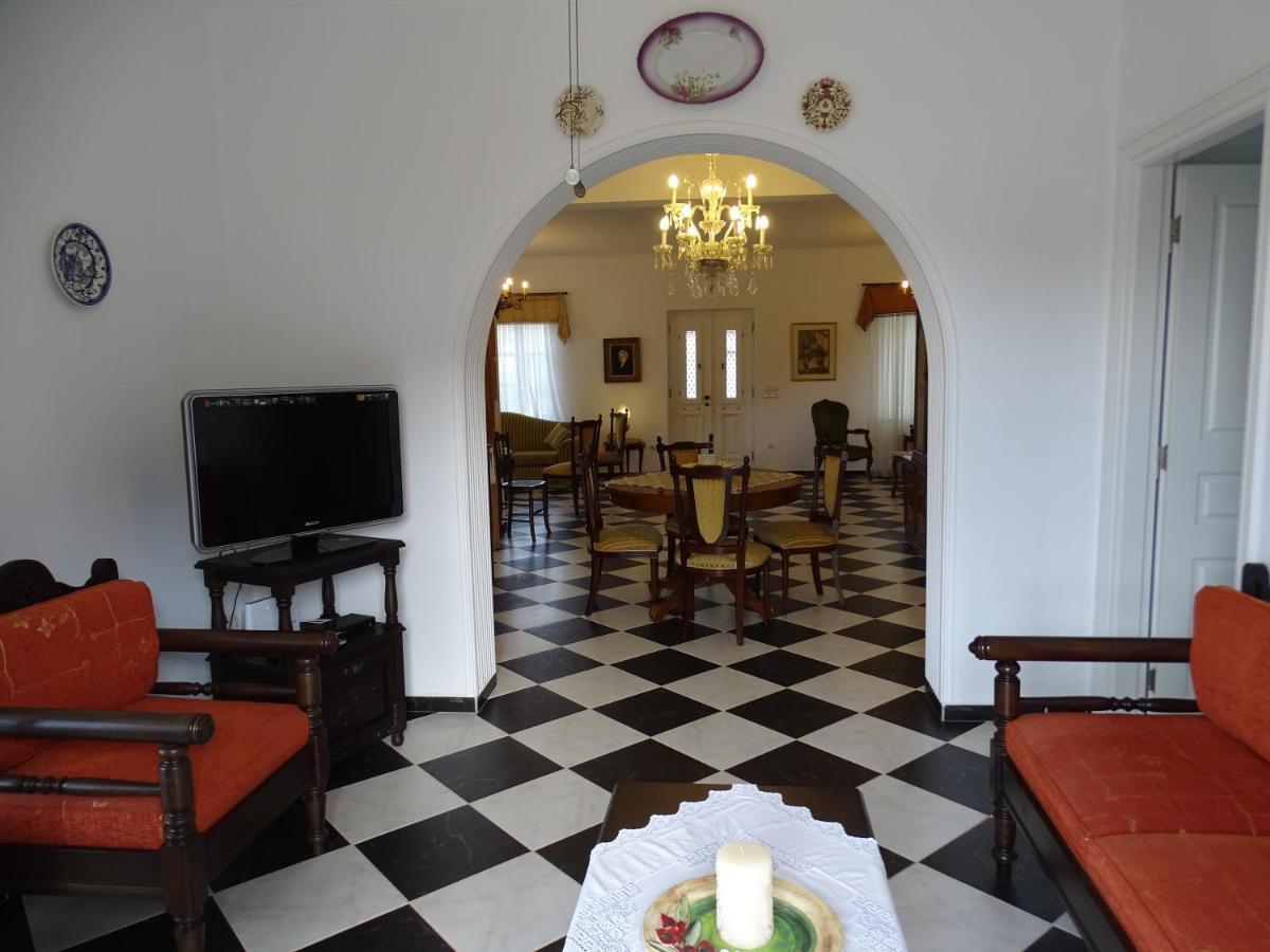 Villa Ada Đảo Hydra Ngoại thất bức ảnh